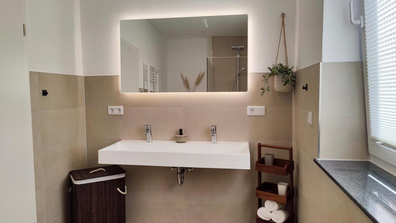 Hygge Home - Mit Garten Und Stellplatz Fuer Feriengaeste-, Monteure / Netflix / 10 Min. Zur Sinsheim Therme Und Zur Autobahn Εξωτερικό φωτογραφία